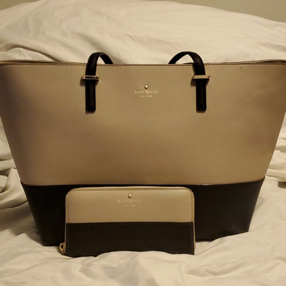 kate spade Handbags - Kate spade purse and wallet